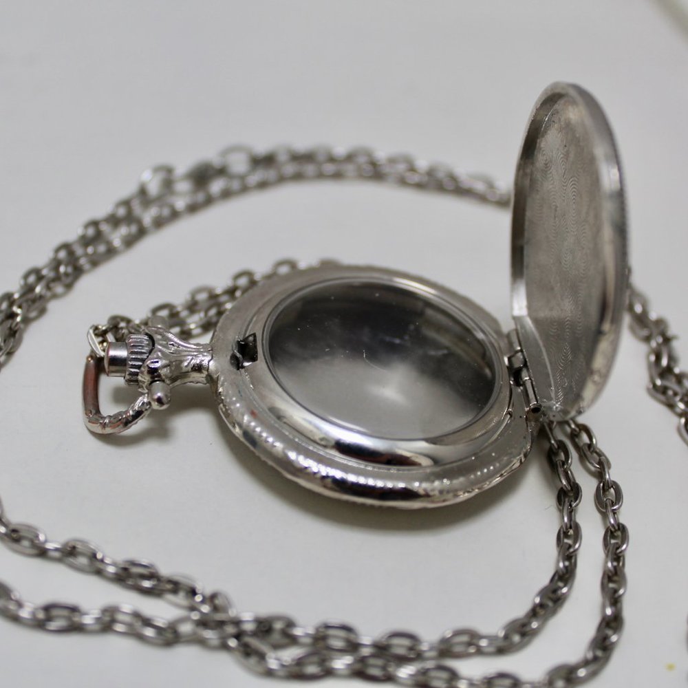 Paris Locket - Picture 3 of 3